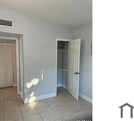 1980 NW 60th St — Photo 5