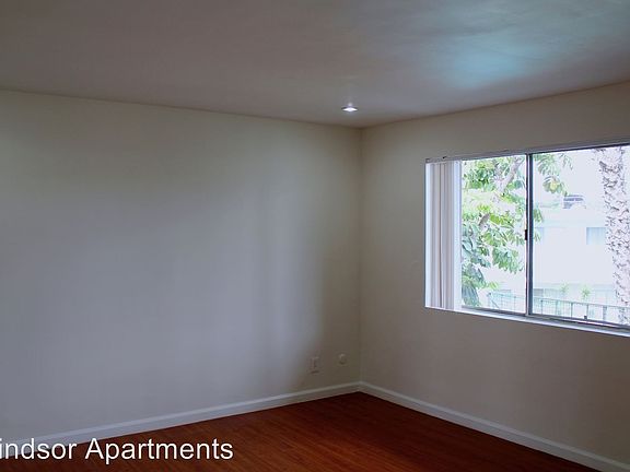 3rd image of 8850 Cattaraugus Ave APT 26