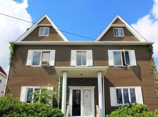 1612 Conway St, Pittsburgh, PA 15210