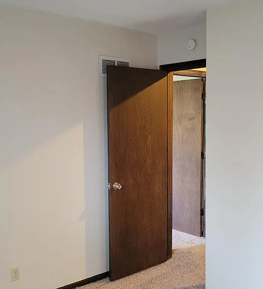 9336 W 49th St — Photo 15