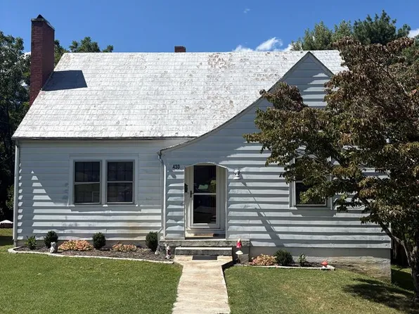 430 W North St, Wytheville, VA 24382