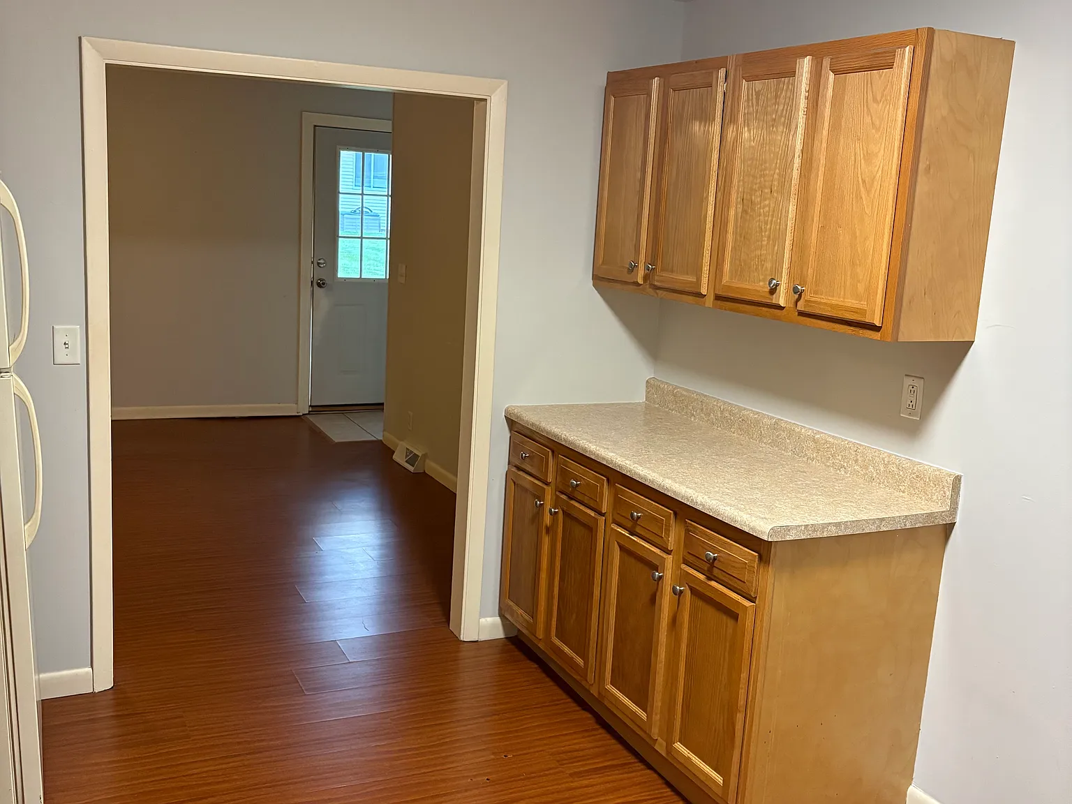 2 bed, $1,045 — Photo 4