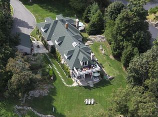 84 Stonecrest Rd, Ridgefield, CT 06877