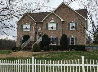 1297 Meeks Cemetery Rd, Burns, TN 37029