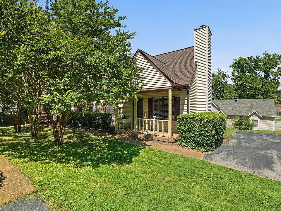 1st image of 3201 E Lake Dr