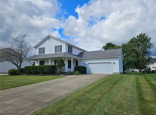 181 Countryside Dr, Medina, OH