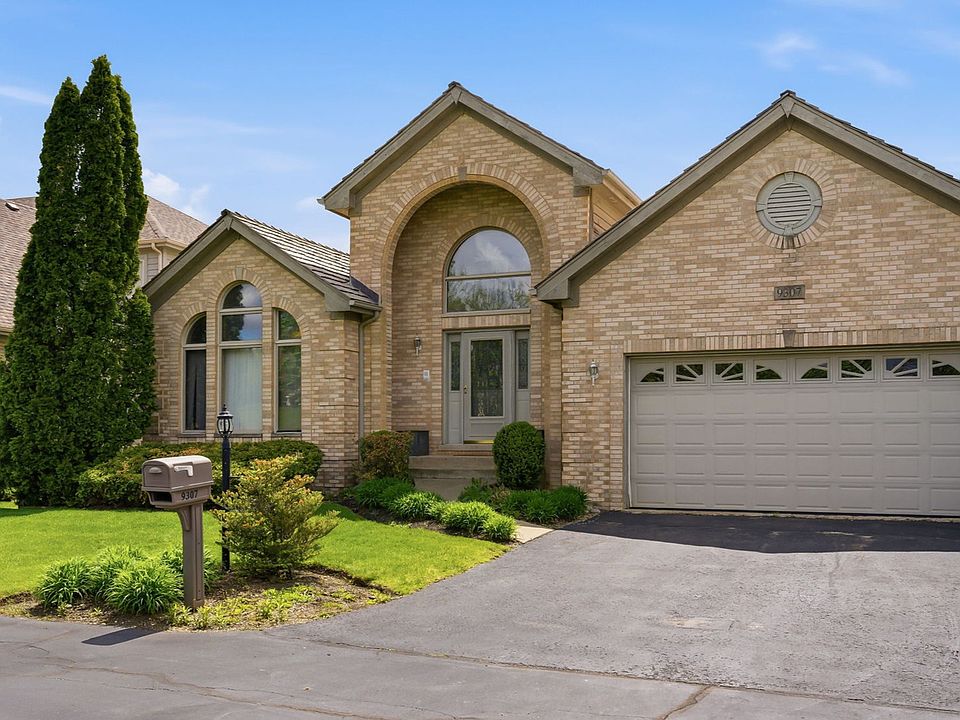 1st image of 9307 Loch Glen Ct