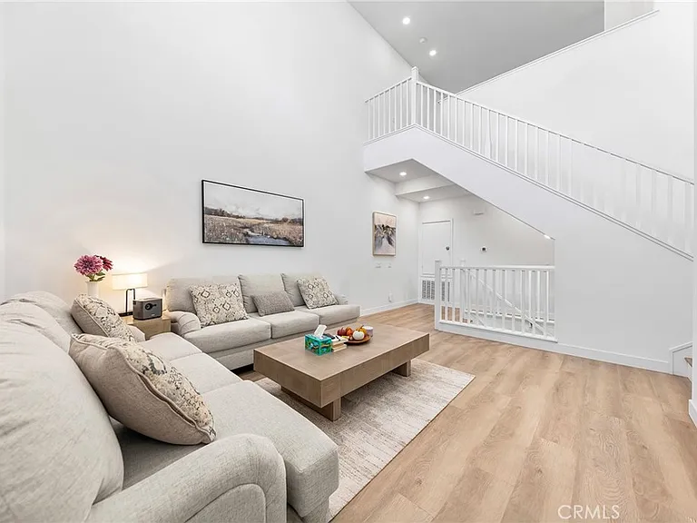 885 Poppy Ct — Photo 21