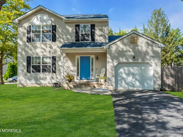 302 Maxwell Court, Brick, NJ 08724