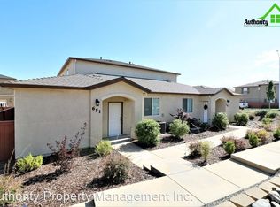 651 Mission De Oro Dr, Redding, CA 96003
