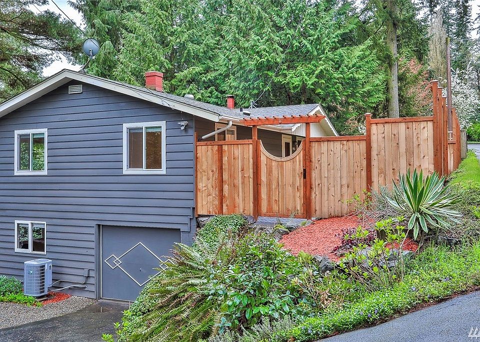 1st image of 18812 15th Ave NE