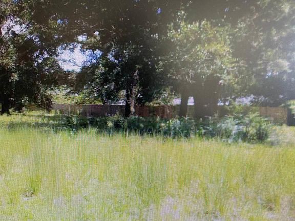 2nd image of 500 Teleran St