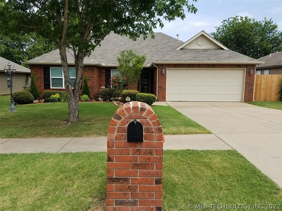 1st image of 13859 S Poplar Pl