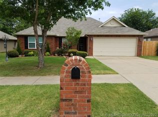 13859 S Poplar Pl, Glenpool, OK 74033