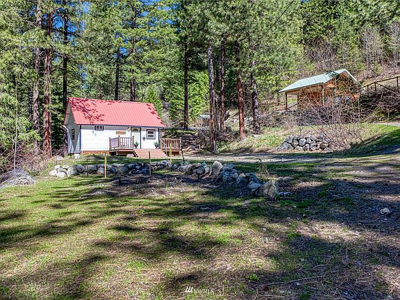 looking from driveway