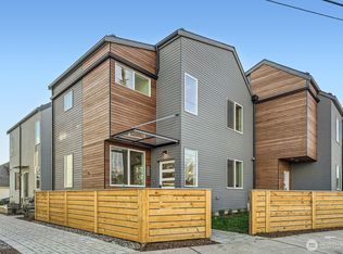 8467 Seward Park Ave S, Seattle, WA