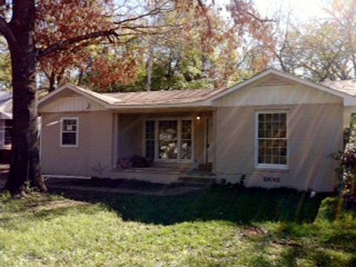 1st image of 1549 Crescent Dr