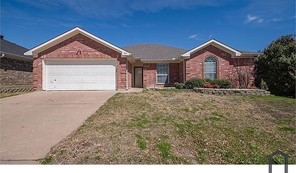 1st image of 335 McMurtry Dr