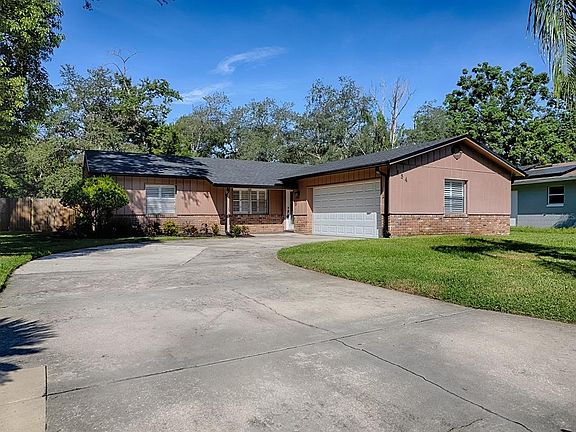 2nd image of 154 ESSEX DRIVE