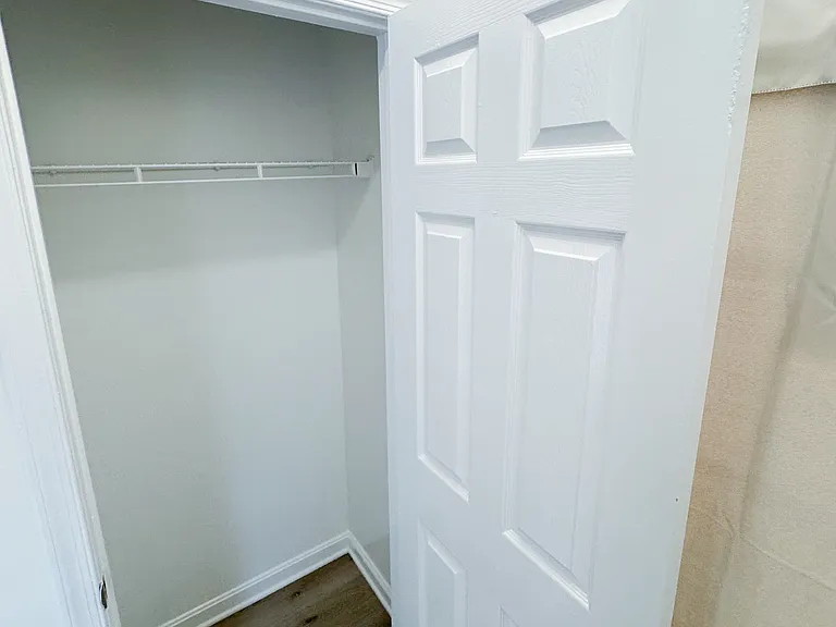 4652 Lawton Way — Photo 3