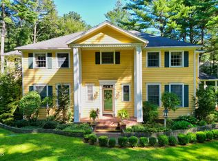 2 Brookshire Trce, Queensbury, NY 12804