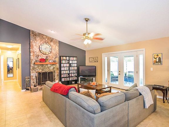 5th image of 2170 Poinciana Ter