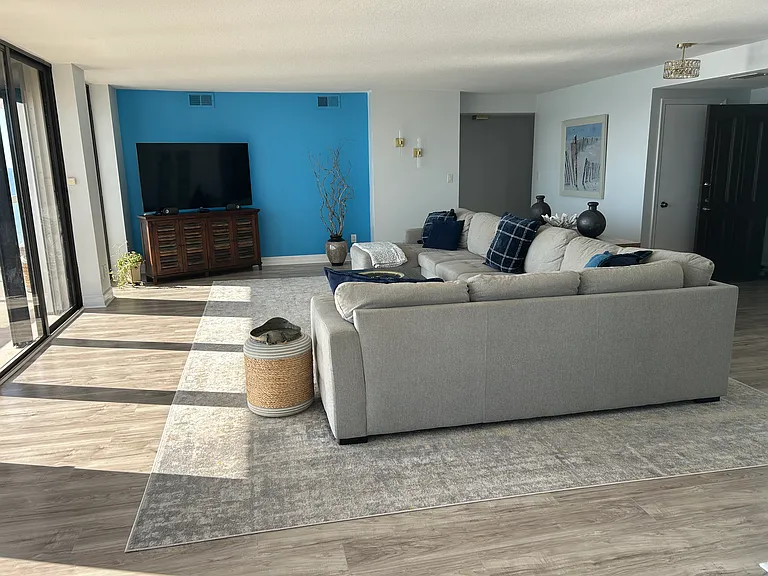 3000 N Atlantic Ave #8 — Photo 5