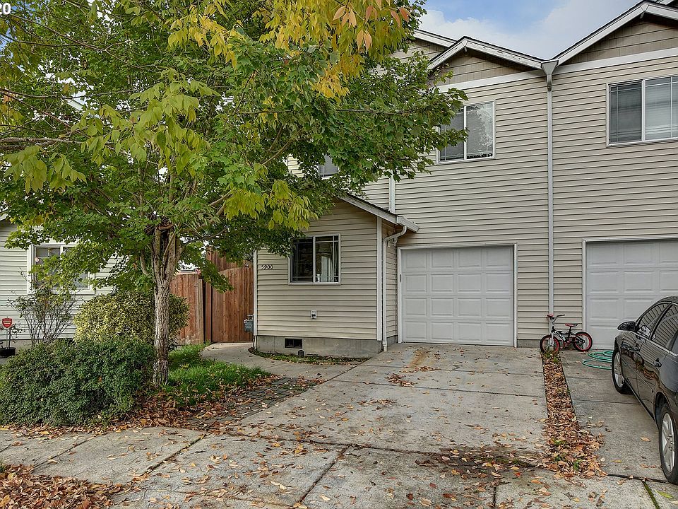 1st image of 5900 NE 33rd Cir