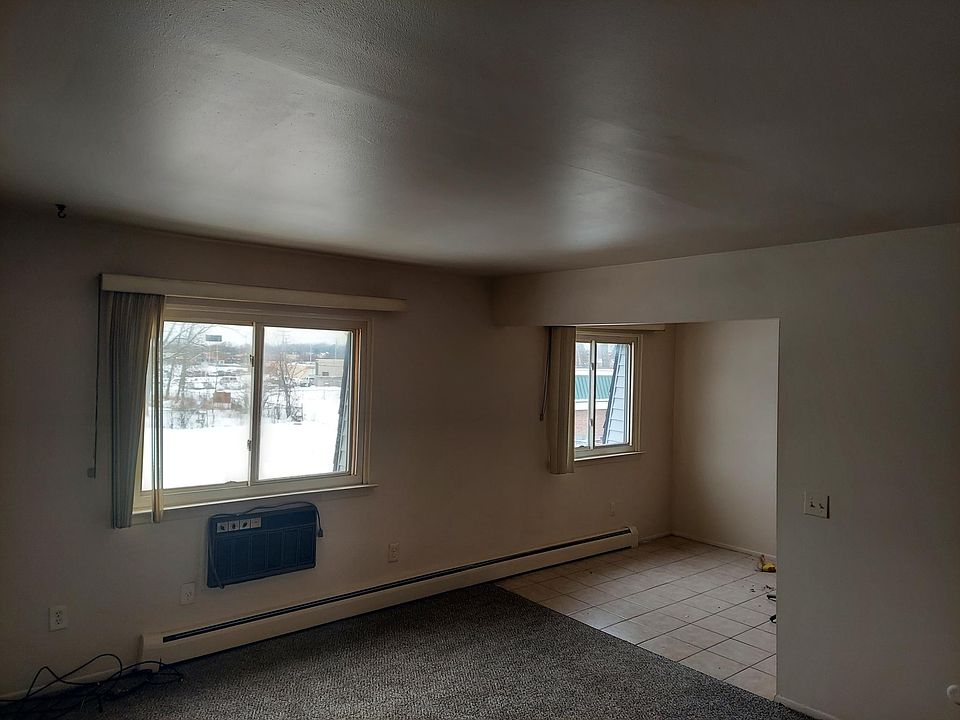 1st image of 30043 Beechwood St
