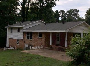 613 Maple Ln, Raleigh, NC 27603