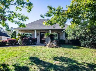 2295 Turningleaf Dr, Beaumont, TX 77706