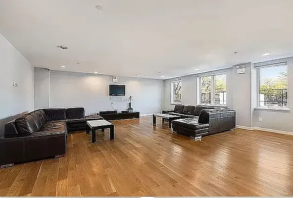 Sold by Owner | media 1