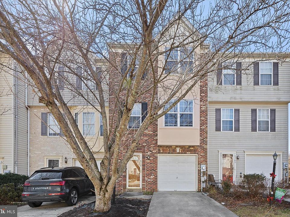 1st image of 5709 Crecy Ct