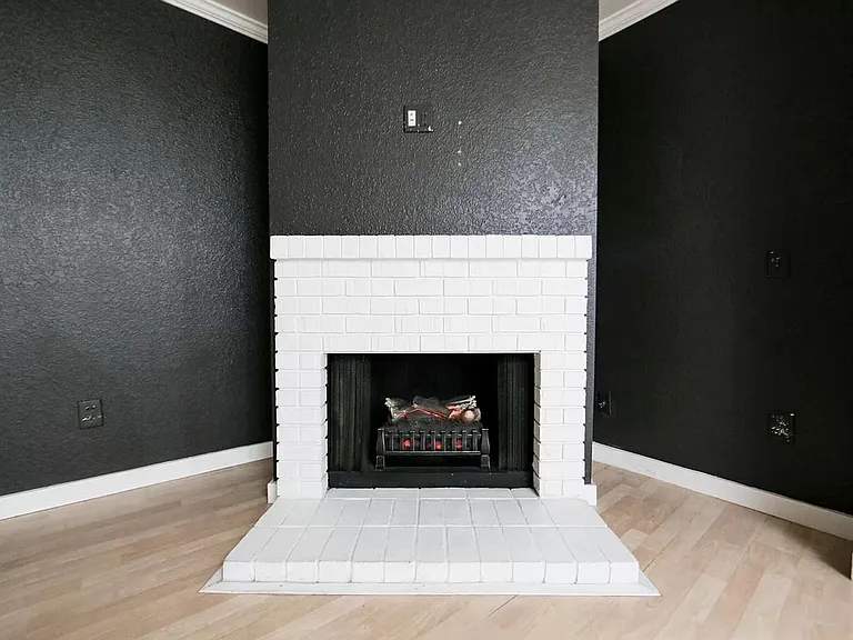 1526 Aurora Ave N #D — Photo 3