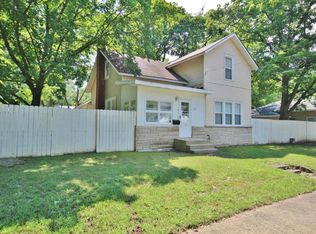 307 6th Ave, Three Rivers, MI 49093