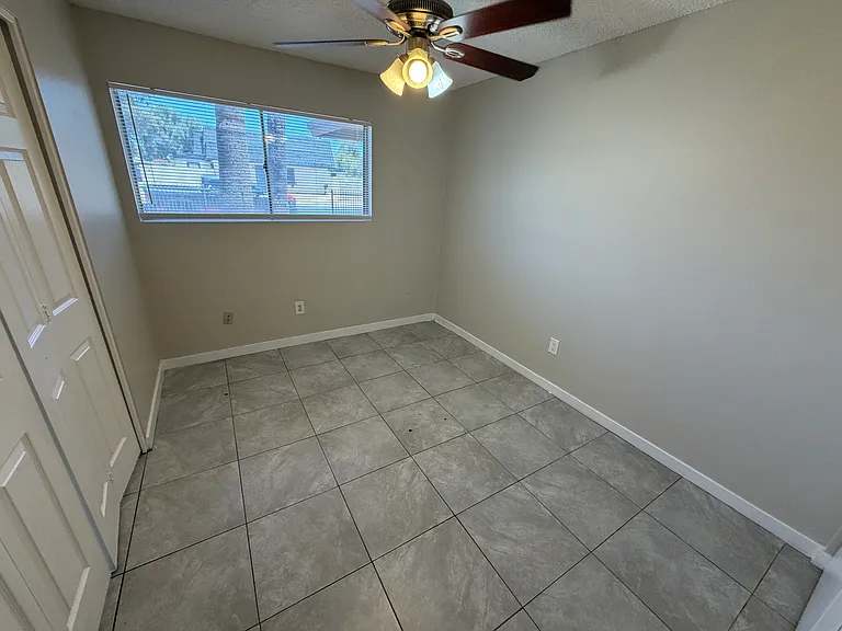 3302 W Northern Ave #2 — Photo 12