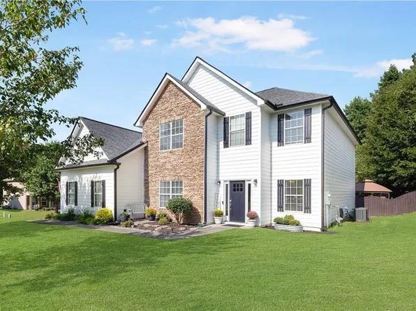 306 Farmbrook Pass, Canton, GA 30115