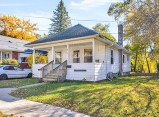 213 E Robinson St, Jackson, MI 49203