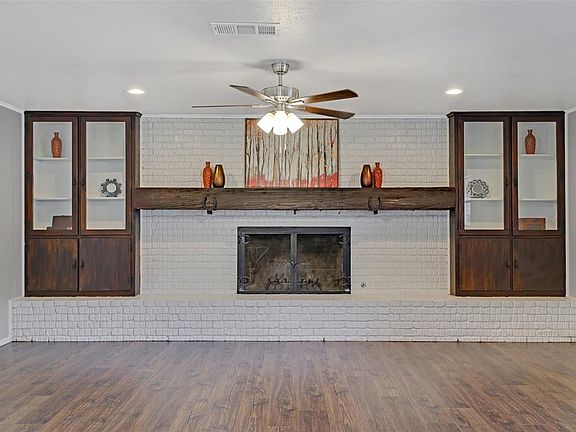 4th image of 4913 Cummings Dr E