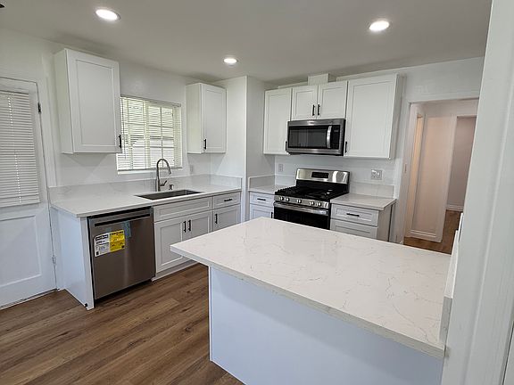 2nd image of 4316 Howard Ave
