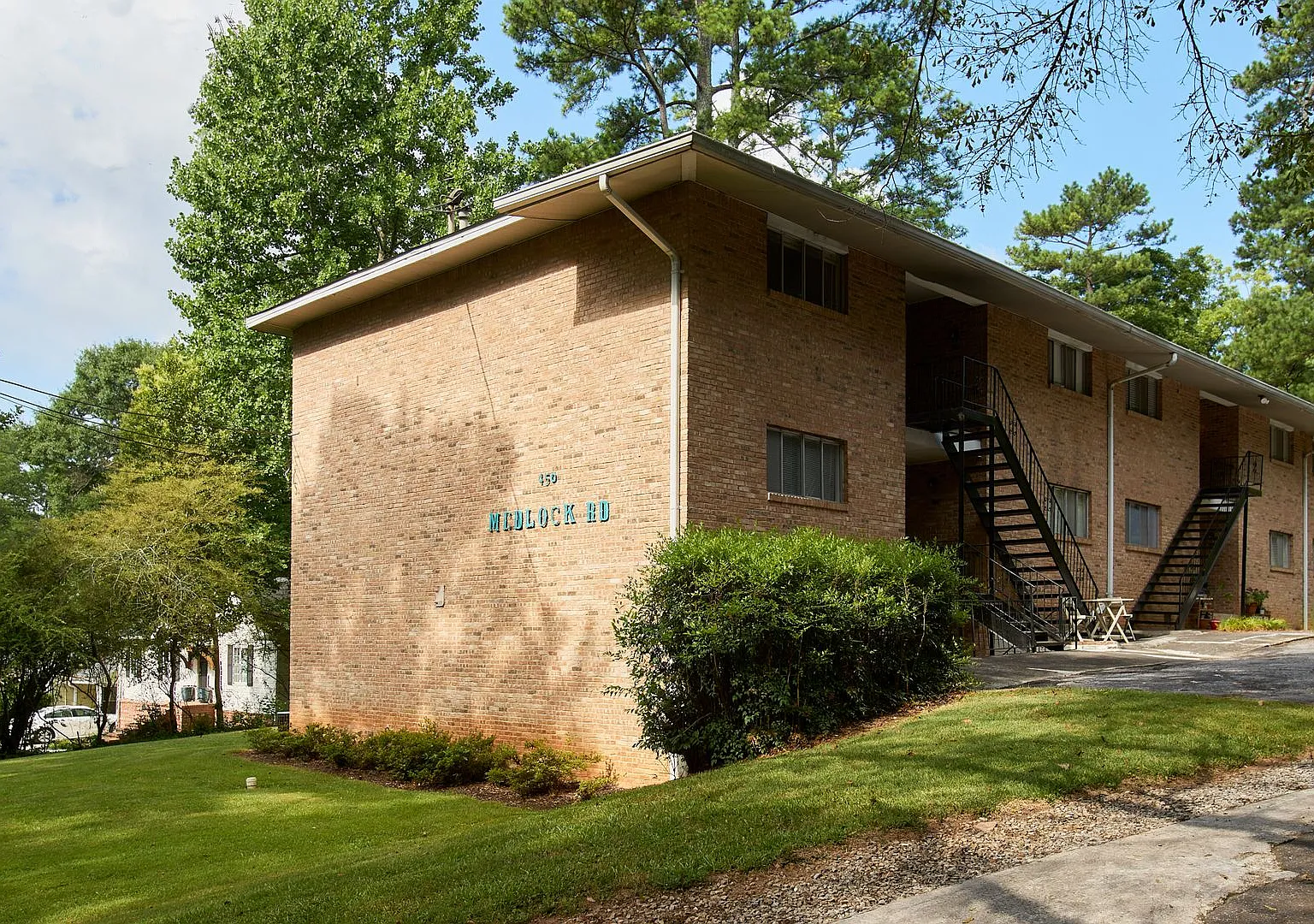 City of Decatur Apartment — Photo 2