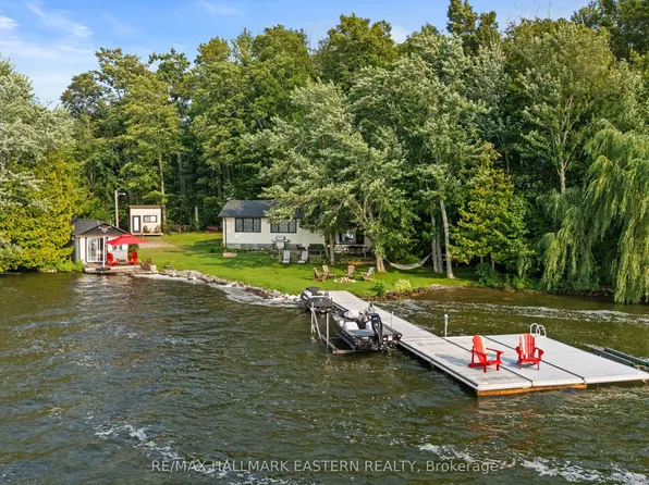 2546 Buckhorn Rd, Selwyn, ON K0L 2H0