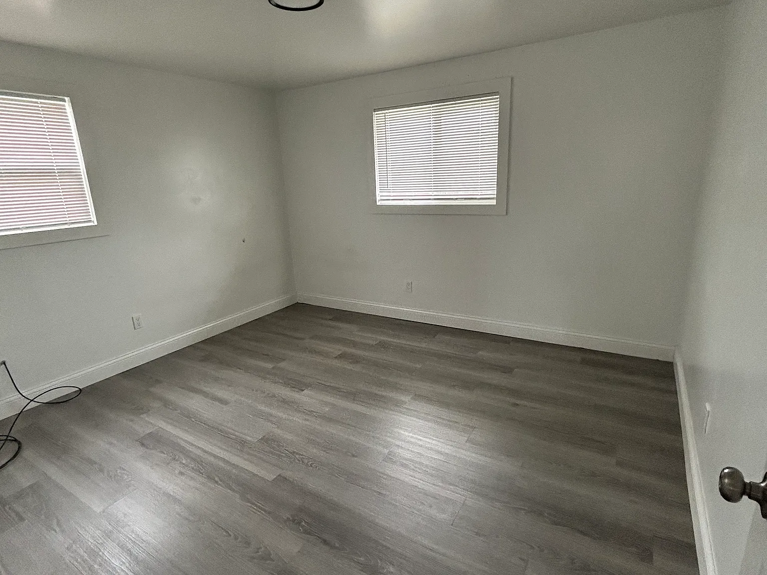 2 bed, 858 sqft, $1,200 — Photo 4