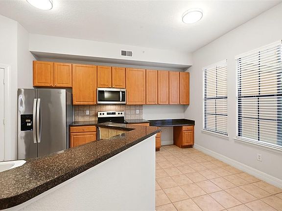 5th image of 501 Mirasol Cir APT 307