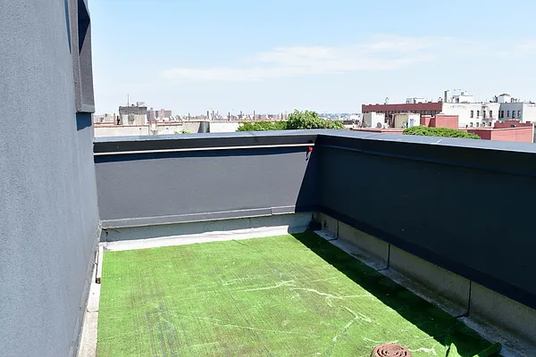 Rented by MySpaceNYC | media 1