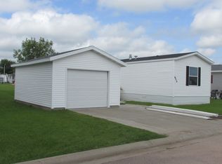 6019 S Prestwick Pl, Sioux Falls, SD 57106