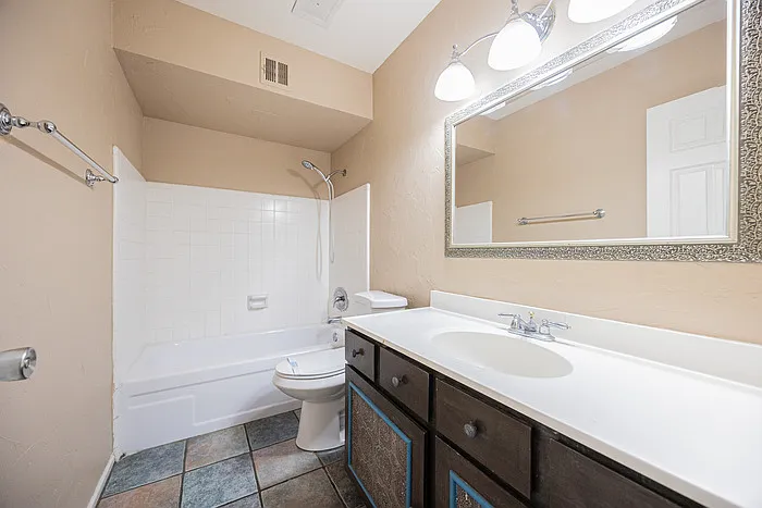 2812 S Cottonwood Dr — Photo 20