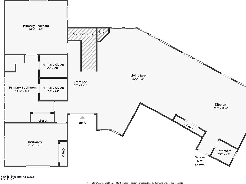 2nd image of 1140 TANGLEWOOD Road