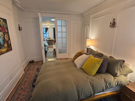 2nd image of 93 Orchard St APT 2