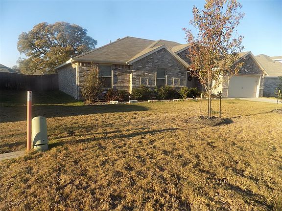 4th image of 3728 Dutch Iris Ln